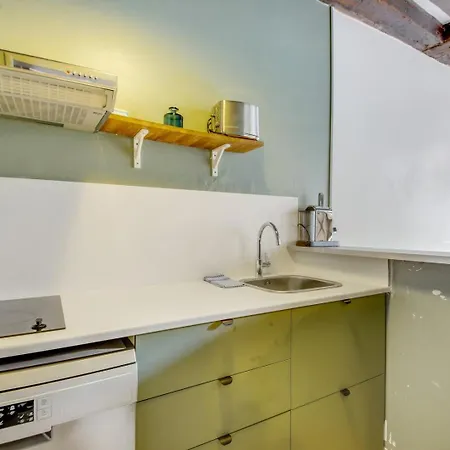Marais Lombards Apartment Paris